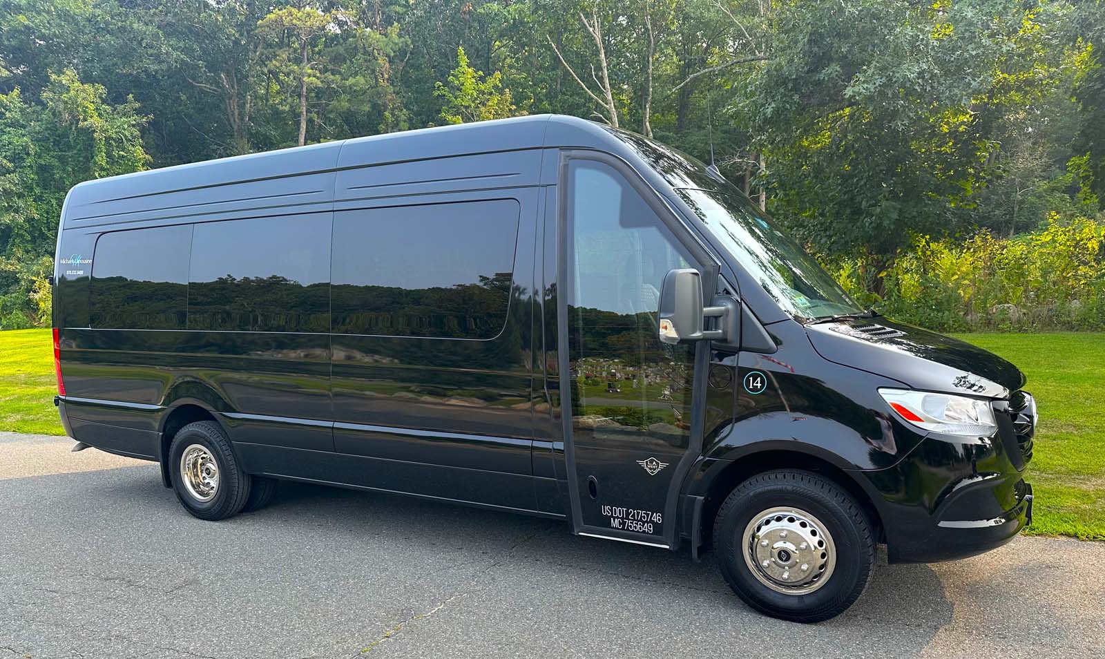 14 Passenger Mercedes Sprinter Boston, Logan, Entire North Shore MA, image size:1600x954